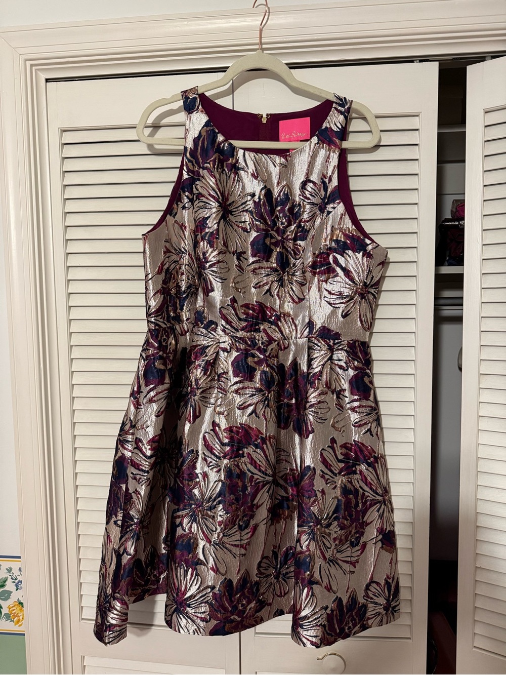 Lilly Pulitzer in Gold with Navy & Plum - Picture 7 of 7
